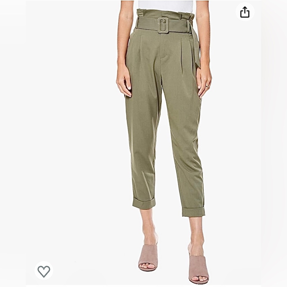 Elodie Belted Paper Bag Waist Crop Pants with Removable Belt. Size Medium.